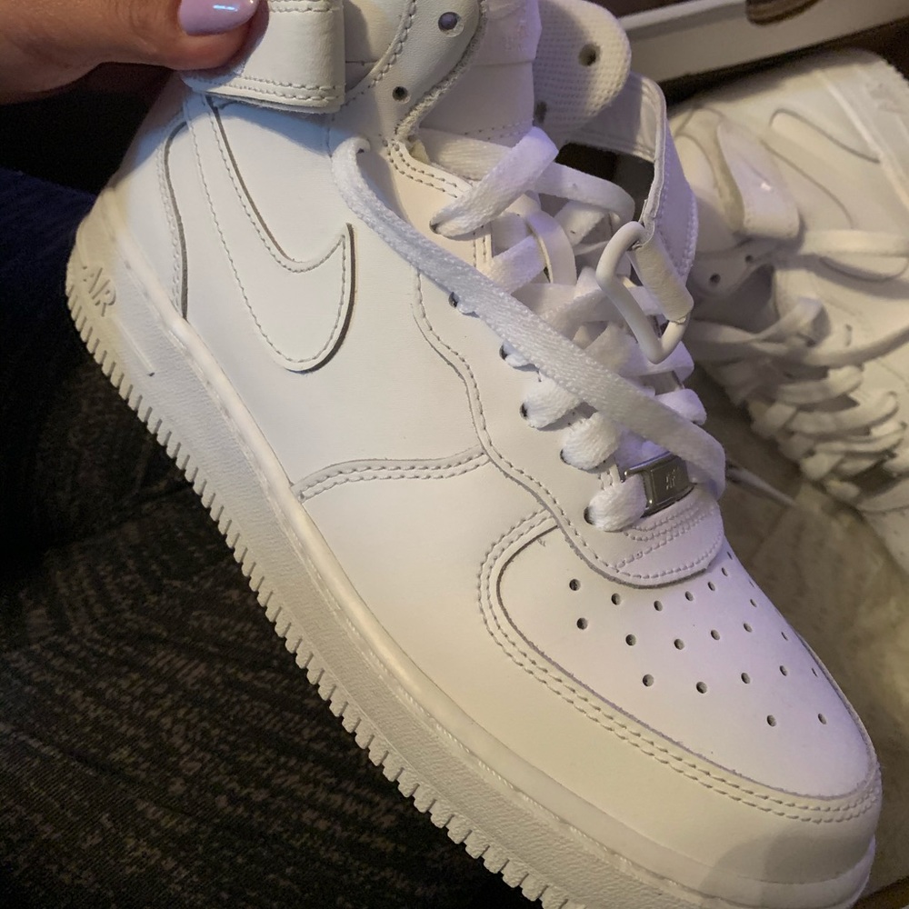 ❌SOLD❌Nike Air Force 1 mid.